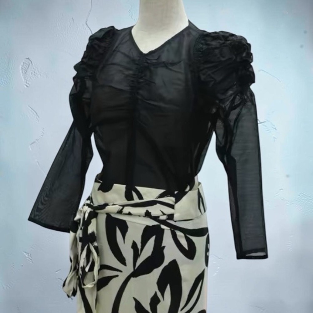 NWOT Ulla Johnson Black Sheer Organza Puff Sleeve Blouse Silk Cotton Size 4